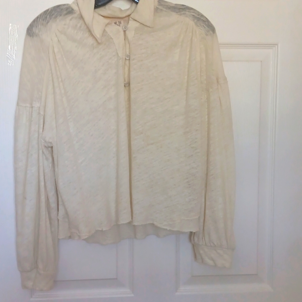 XS We the Free top.Preloved.